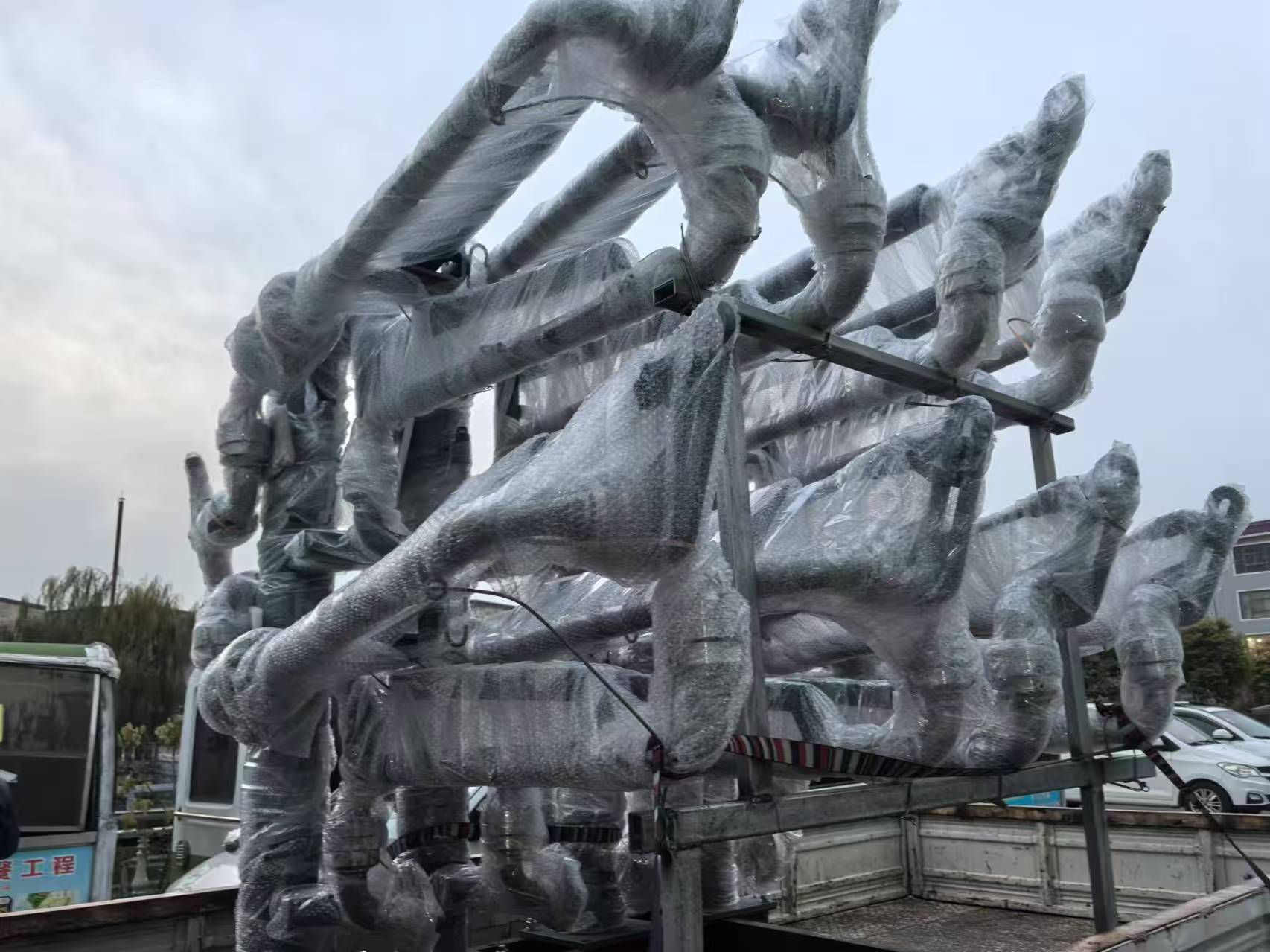 Һ���׹ܺʹ��޼���Ƕ���